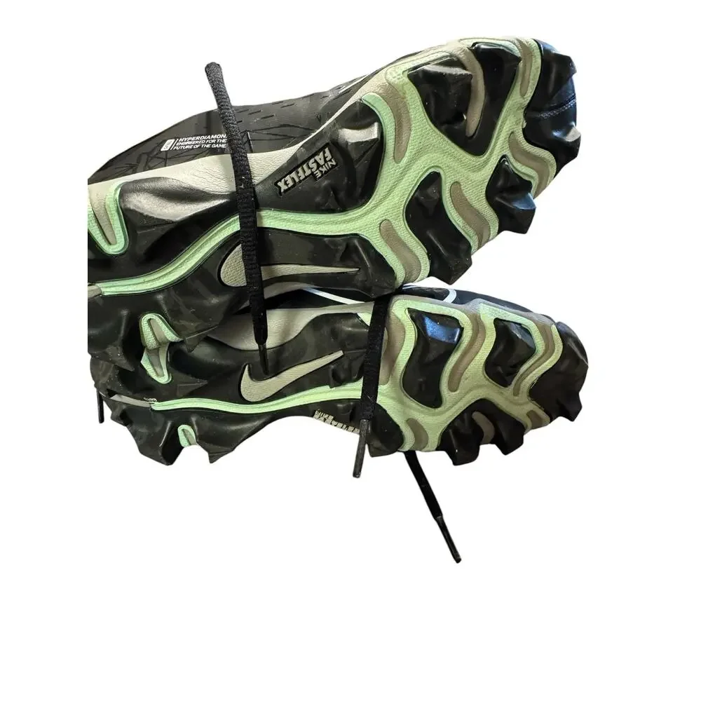Nike Hyperdiamond 4 Keystone Soccer Cleats Size 3Y